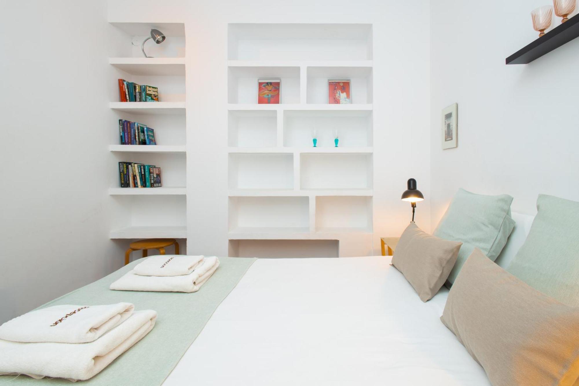 C92 - Rustic Two Bedrooms Apartment With Terrace มาลากา ภายนอก รูปภาพ
