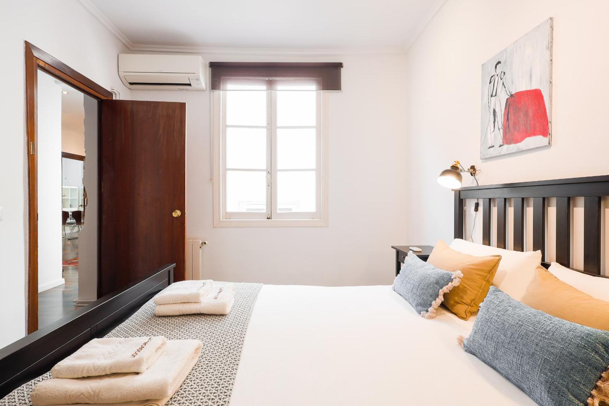 C92 - Rustic Two Bedrooms Apartment With Terrace มาลากา ภายนอก รูปภาพ