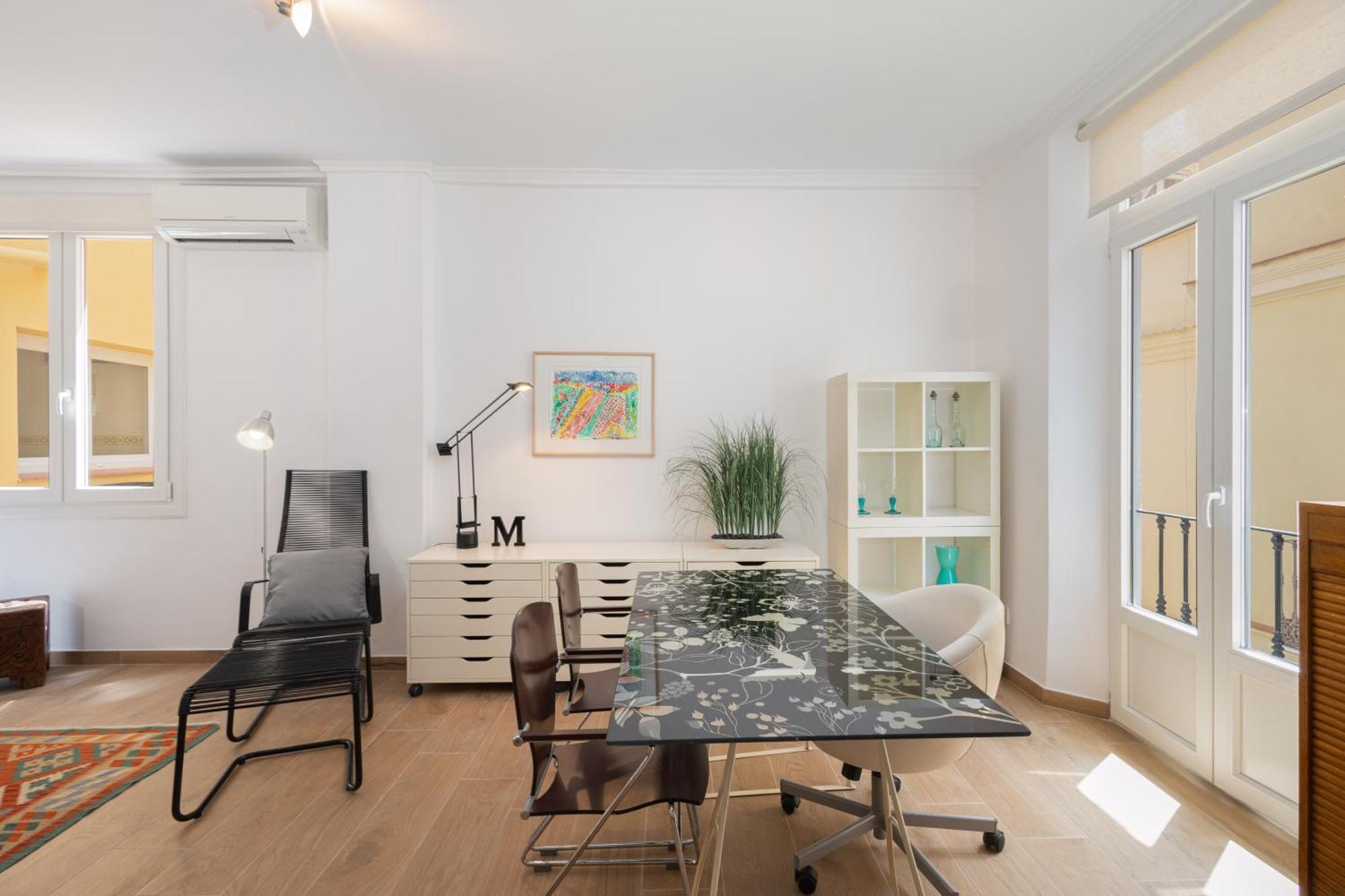 C92 - Rustic Two Bedrooms Apartment With Terrace มาลากา ภายนอก รูปภาพ