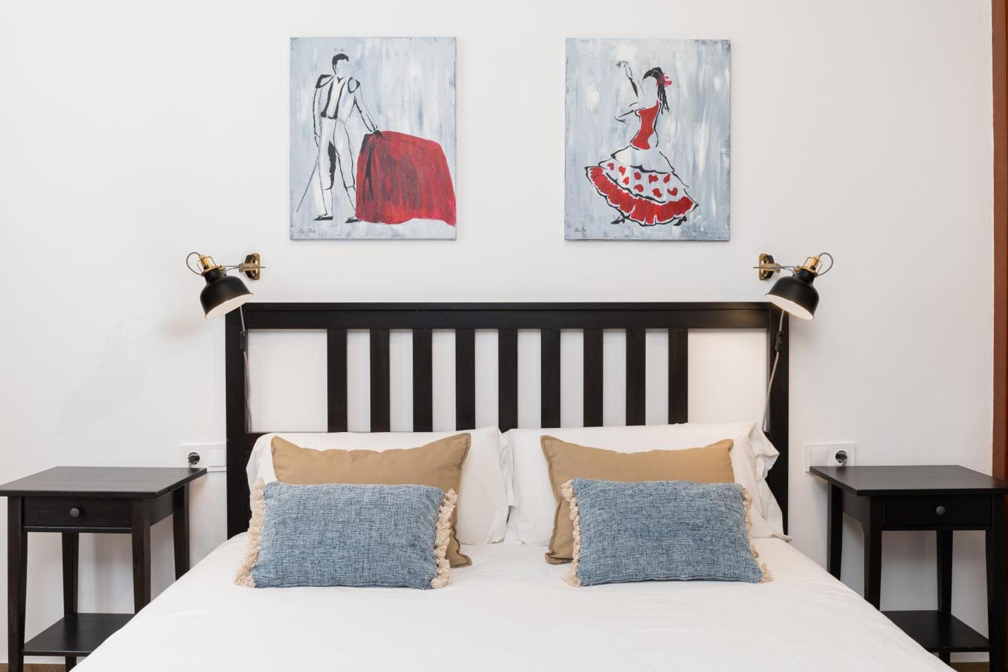 C92 - Rustic Two Bedrooms Apartment With Terrace มาลากา ภายนอก รูปภาพ